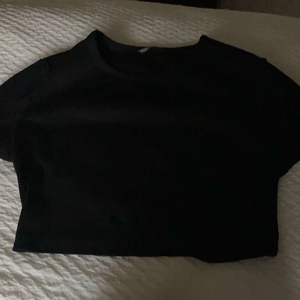 Aesthetic cropped black Ribbed T